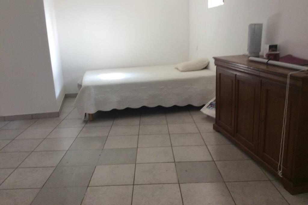 Studio Confortable 33 M2 Herepian ภายนอก รูปภาพ