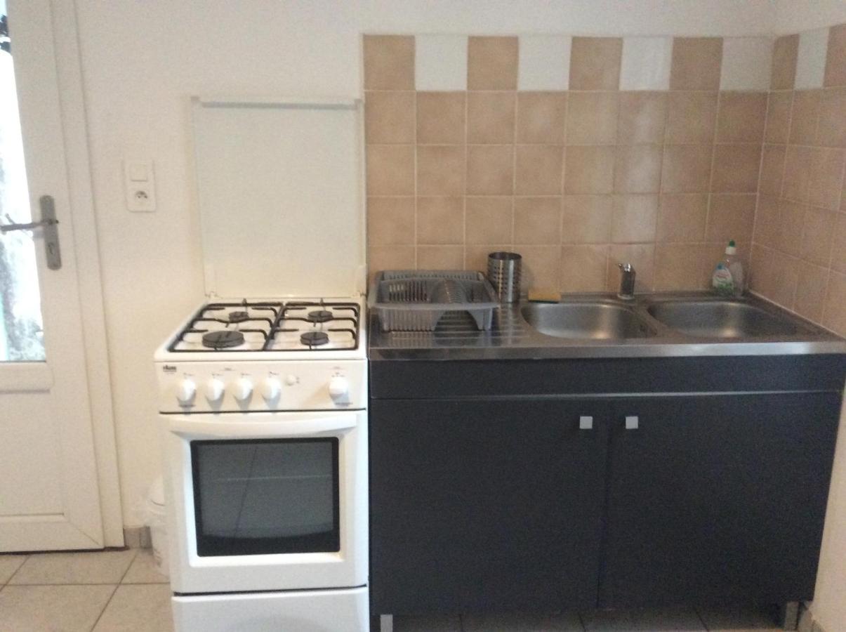Studio Confortable 33 M2 Herepian ภายนอก รูปภาพ