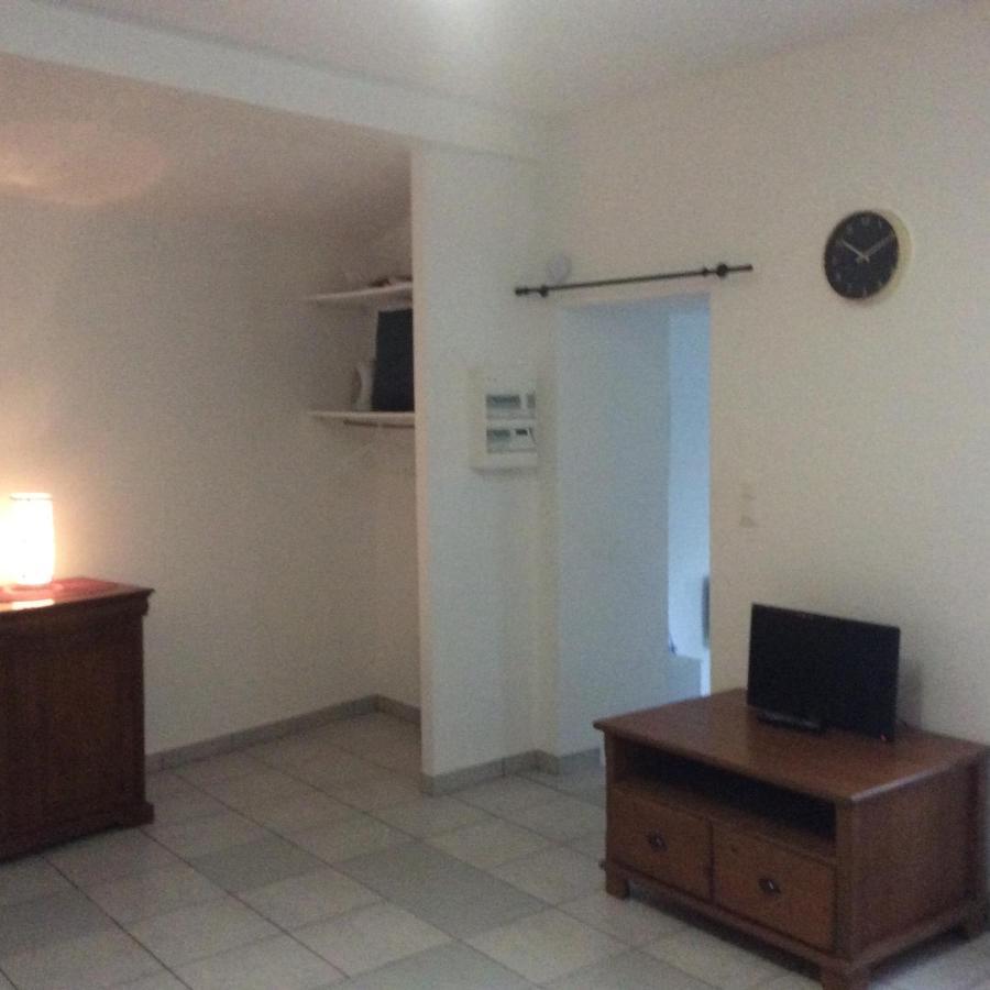Studio Confortable 33 M2 Herepian ภายนอก รูปภาพ